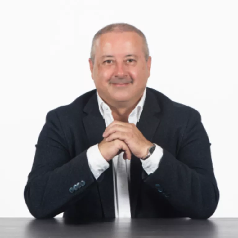 Luis Falcón